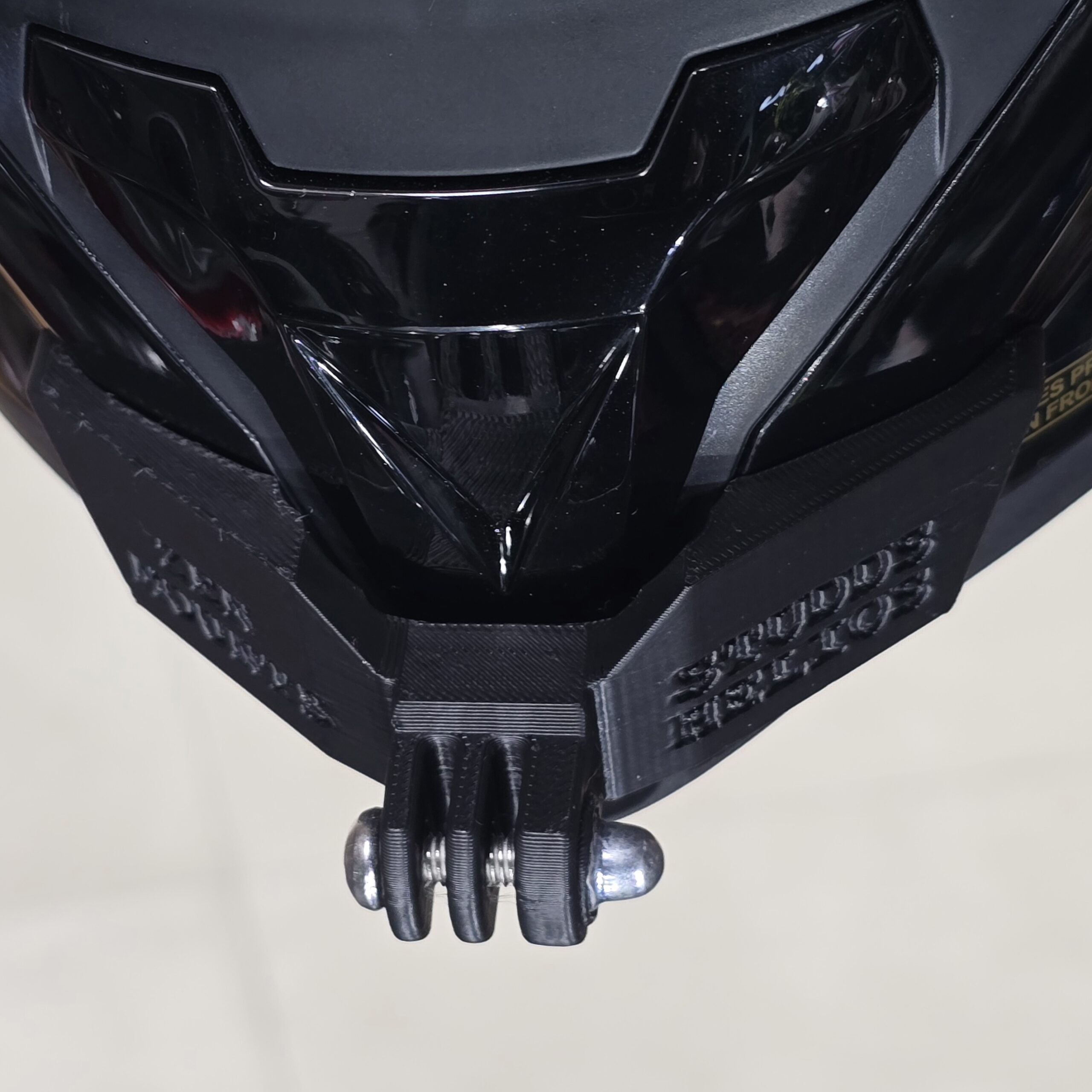 STUDDS HELIOS CHINMOUNT